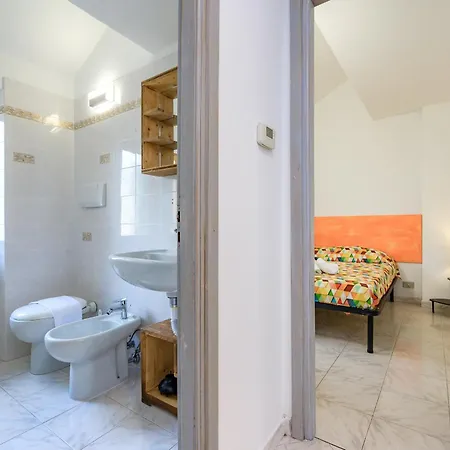 La Mansarda Sopra Campo Pisano - Genovainrelax Apartment *