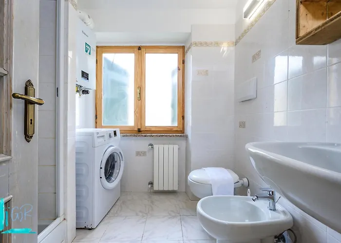 La Mansarda Sopra Campo Pisano - Genovainrelax Apartament